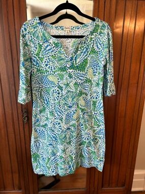Hatley Blue and Green Seashell V-Neck Dress. Size M
